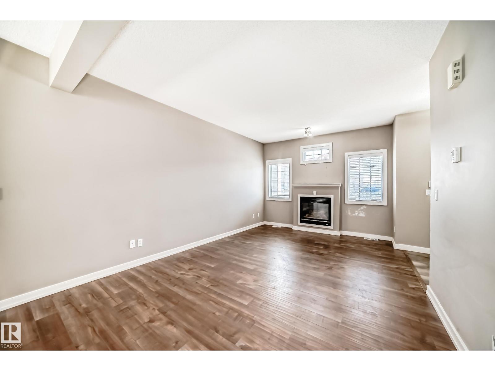 #44 13825 155 AV NW - 21