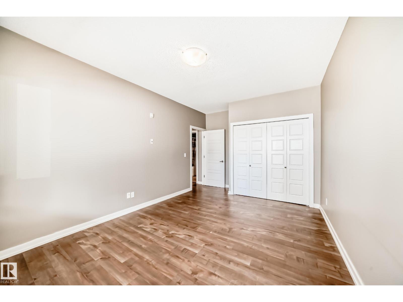 #44 13825 155 AV NW - 26