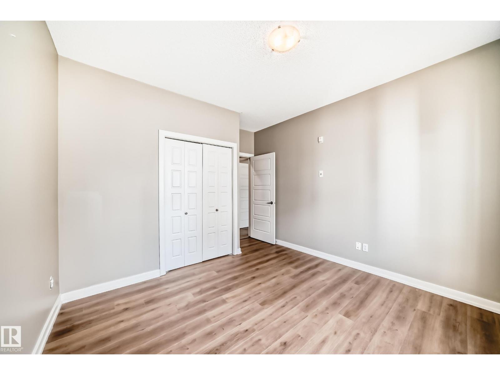#44 13825 155 AV NW - 29