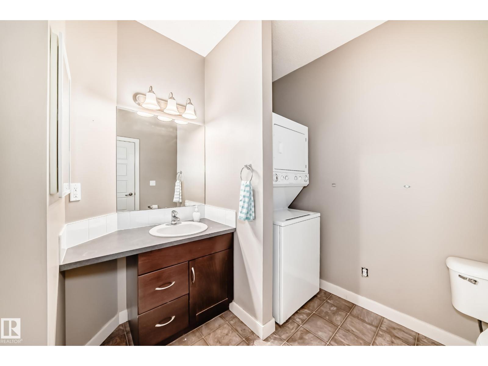 #44 13825 155 AV NW - 34