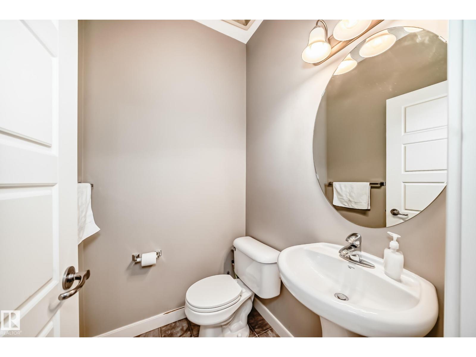 #44 13825 155 AV NW - 36
