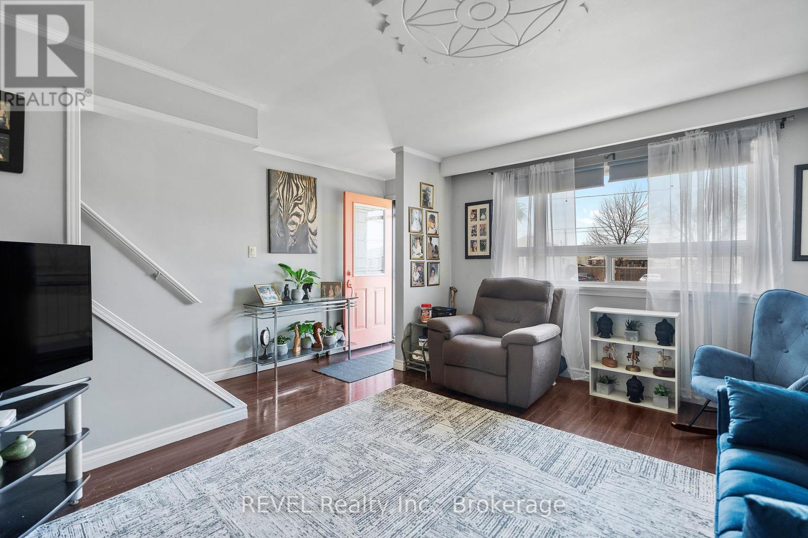 137 WELLINGTON STREET - 7