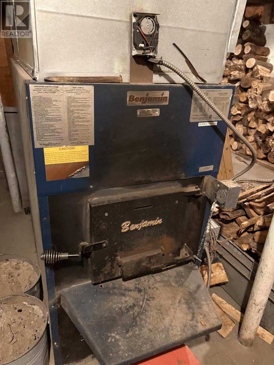 1099 MACINNIS STREET - 19