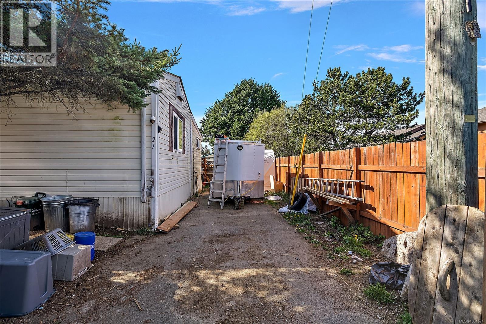 #21 1581 MIDDLE RD - 24