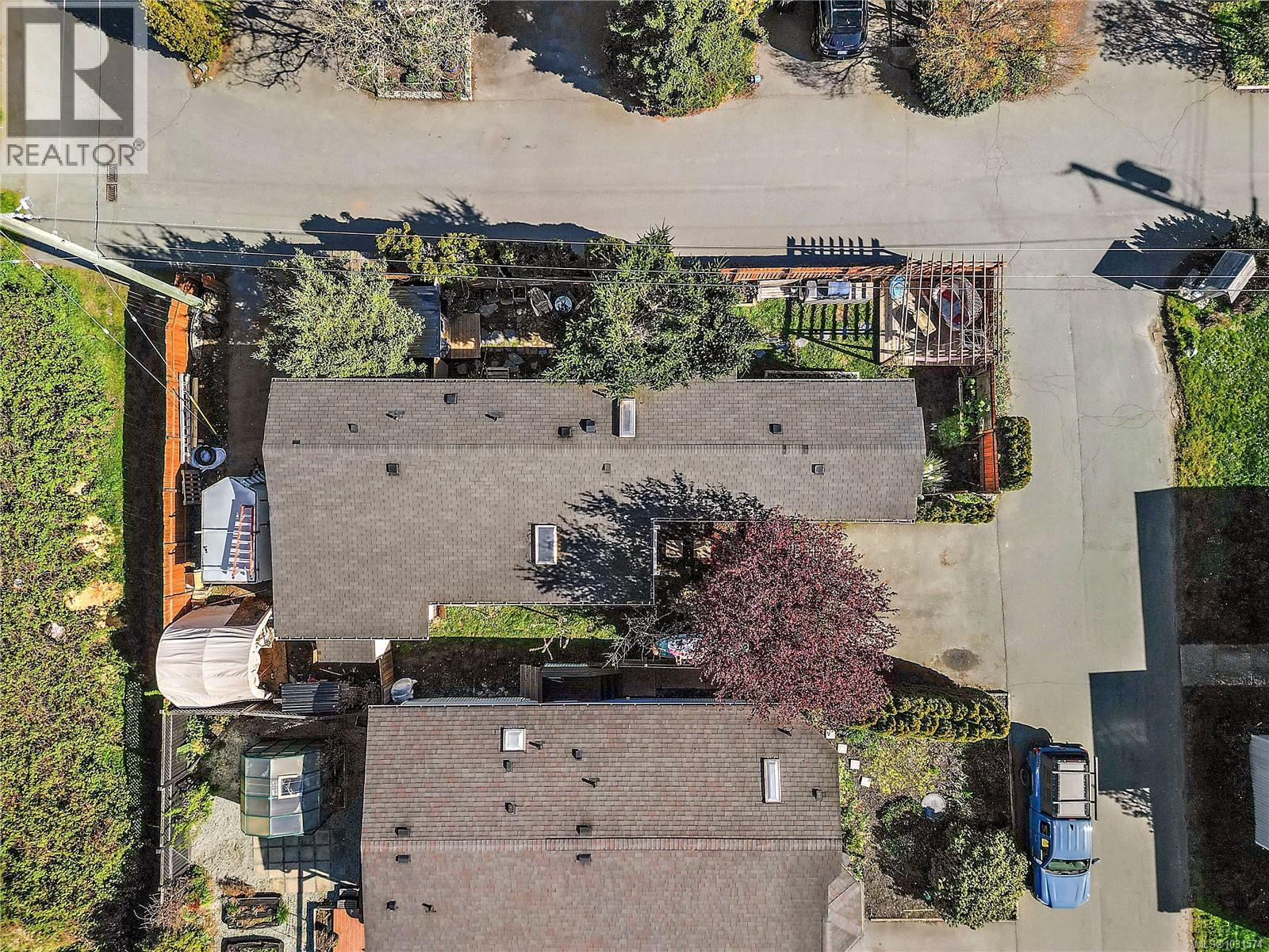 #21 1581 MIDDLE RD - 25