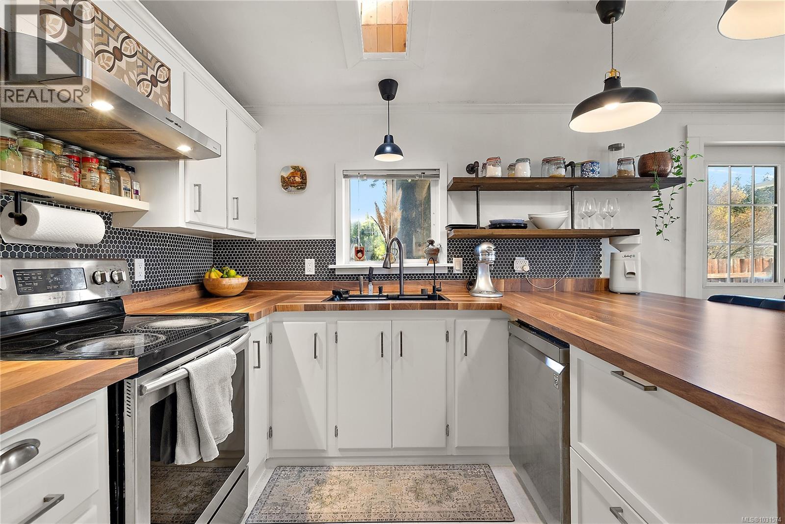 #21 1581 MIDDLE RD - 8