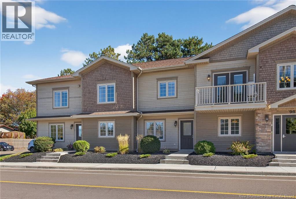 #201 98 Pleasant Street - 2