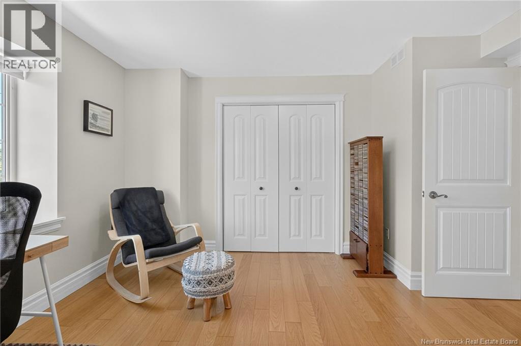 #201 98 Pleasant Street - 28