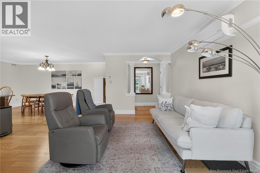 #201 98 Pleasant Street - 39