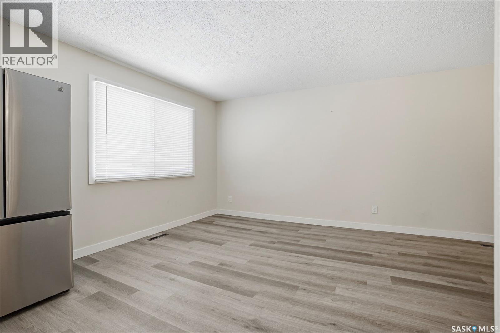 505 L AVENUE N — photo 10