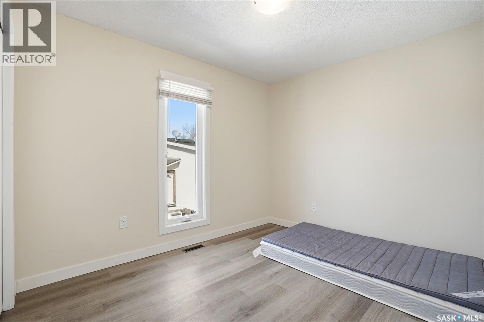 505 L AVENUE N — photo 28