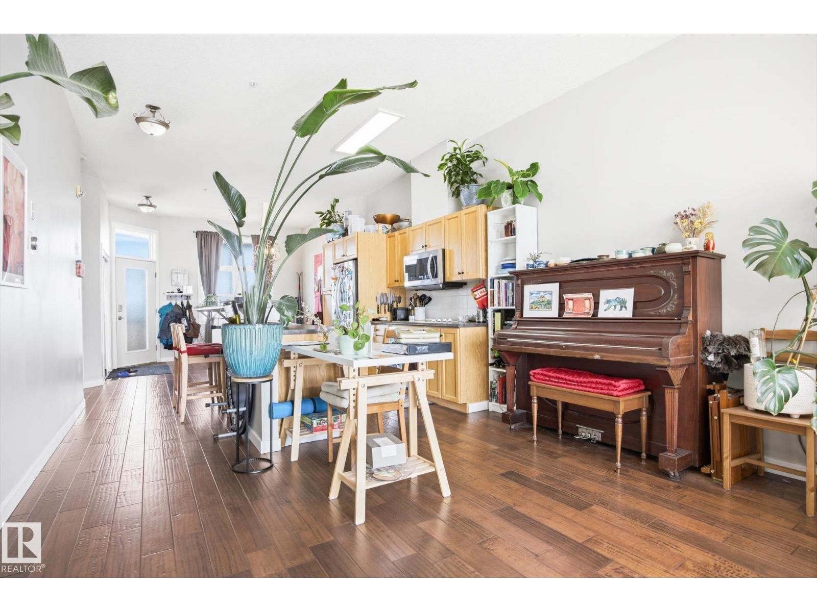 #514 9507 101 AV NW, Edmonton