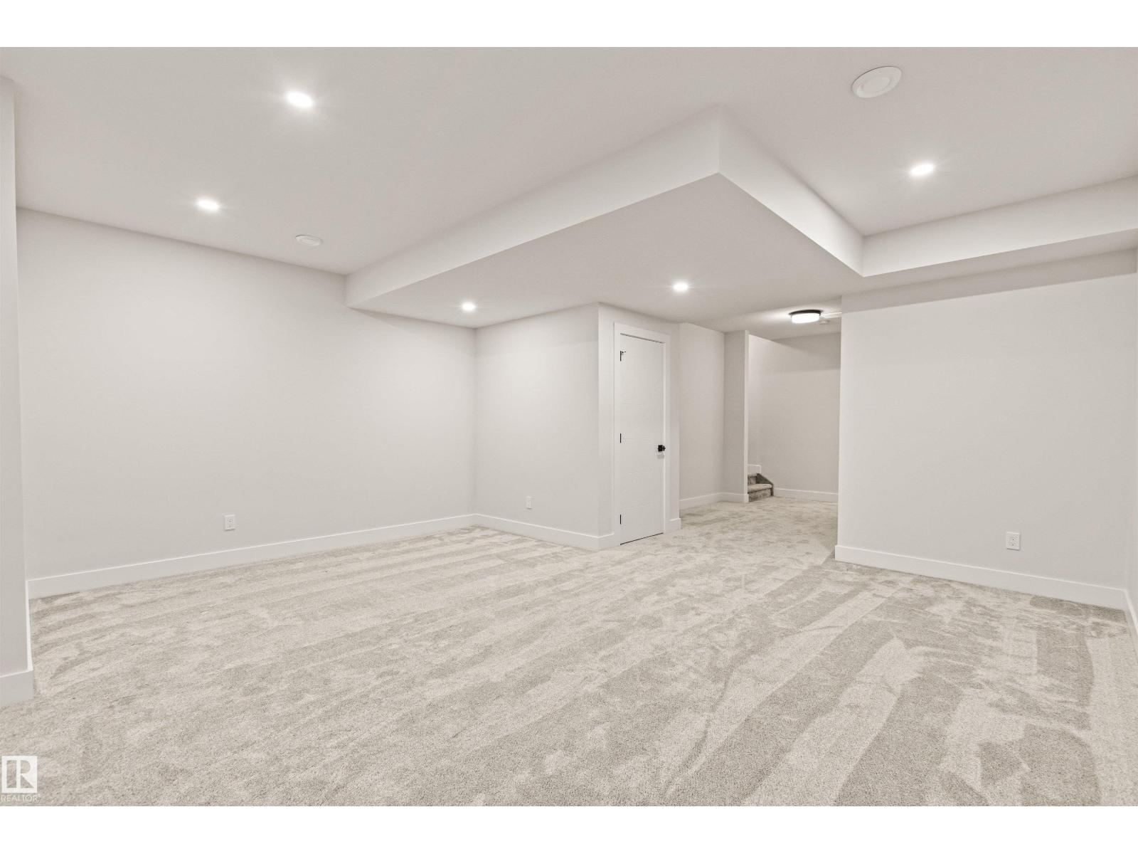 2 8343 SASKATCHEWAN DR NW, Edmonton