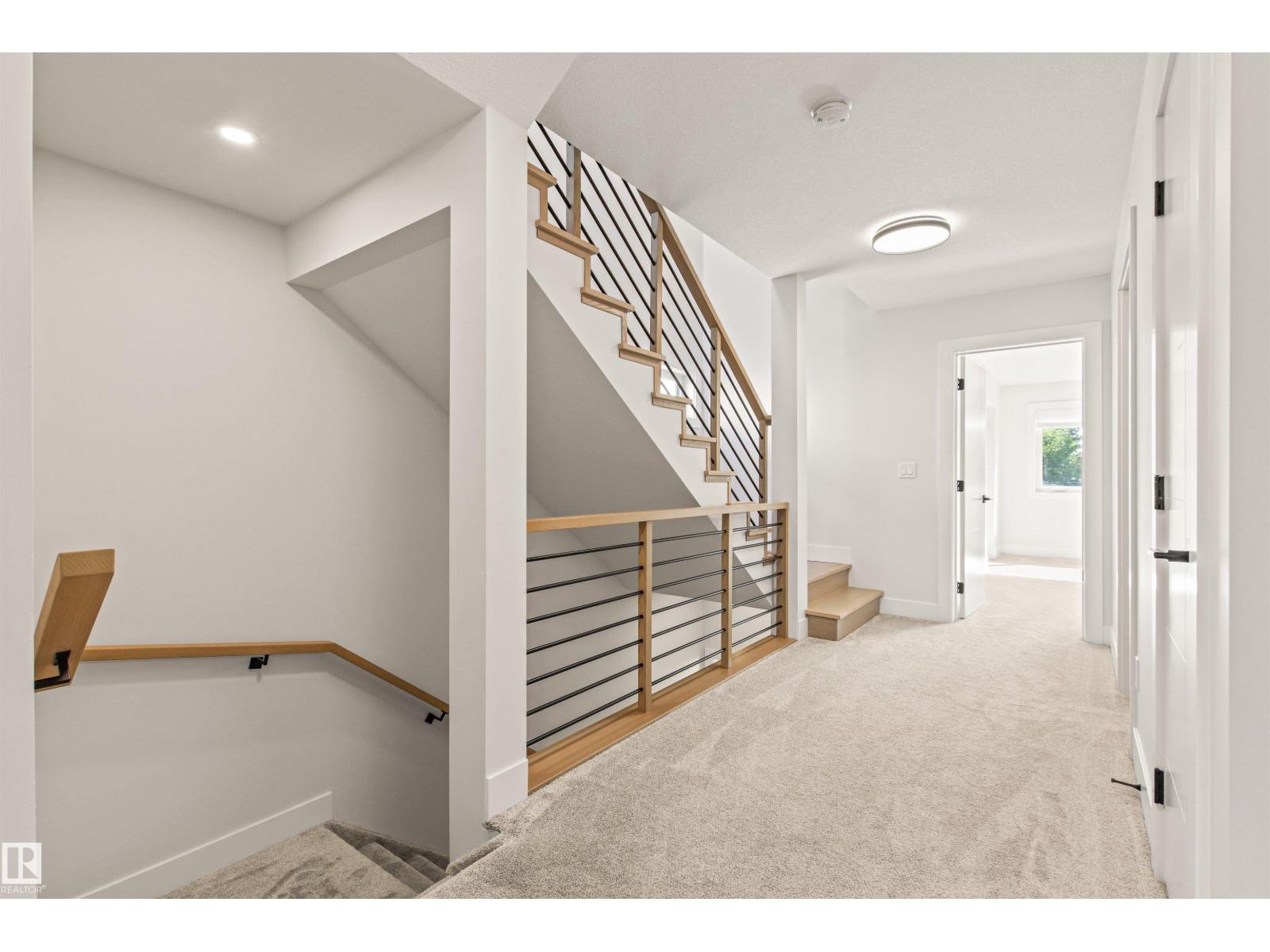 2 8343 SASKATCHEWAN DR NW, Edmonton