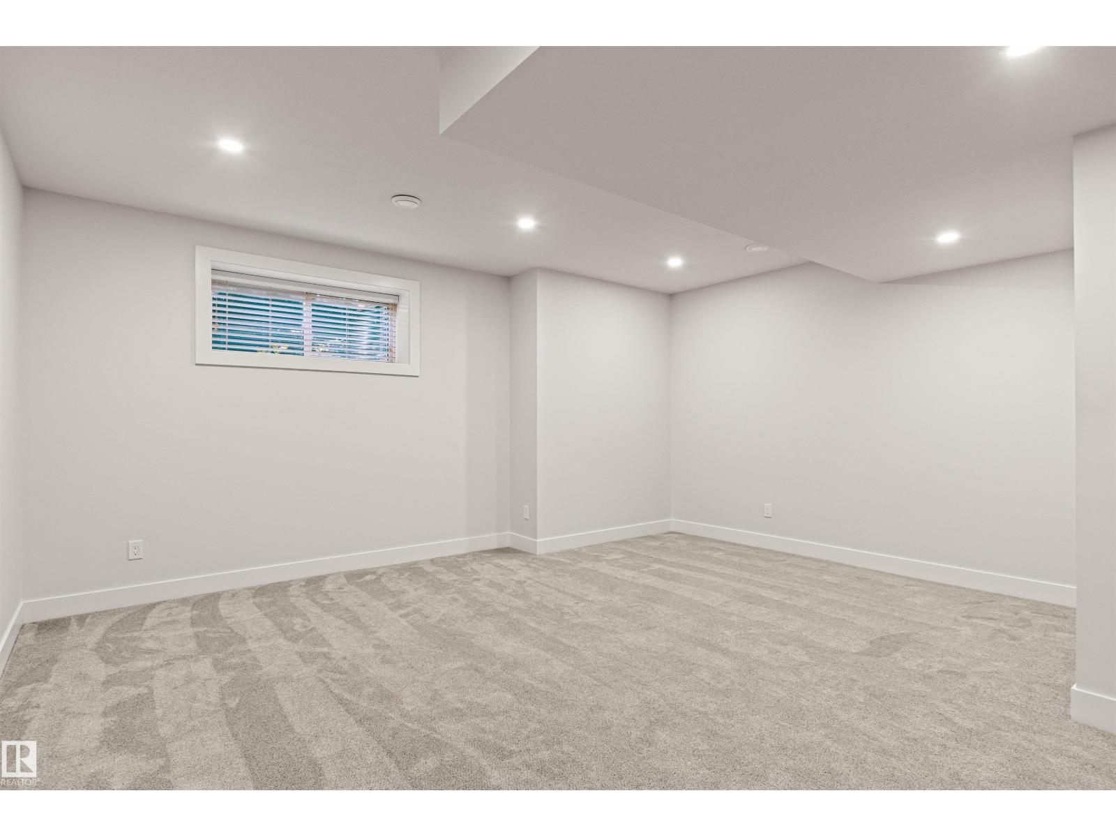 2 8343 SASKATCHEWAN DR NW, Edmonton