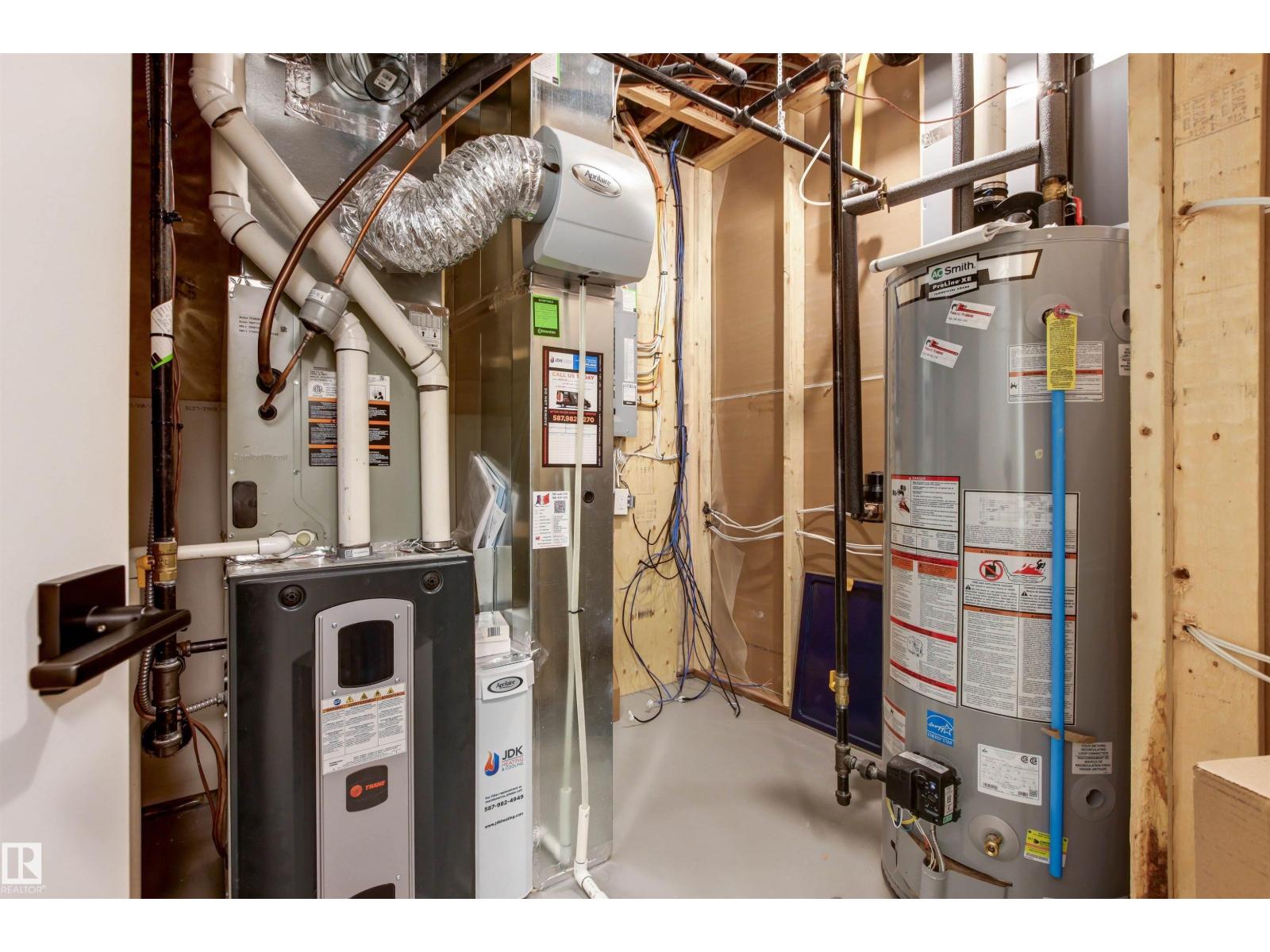 2 8343 SASKATCHEWAN DR NW, Edmonton