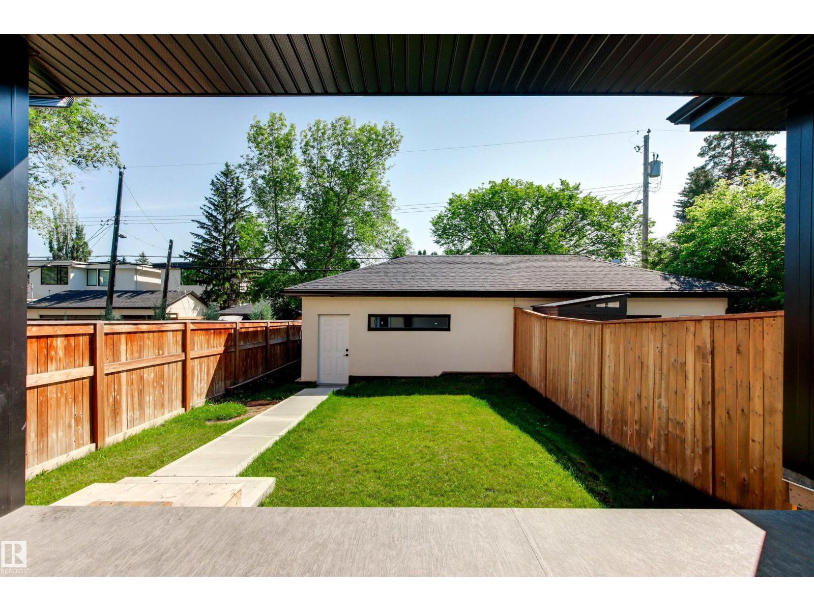 2 8343 SASKATCHEWAN DR NW, Edmonton