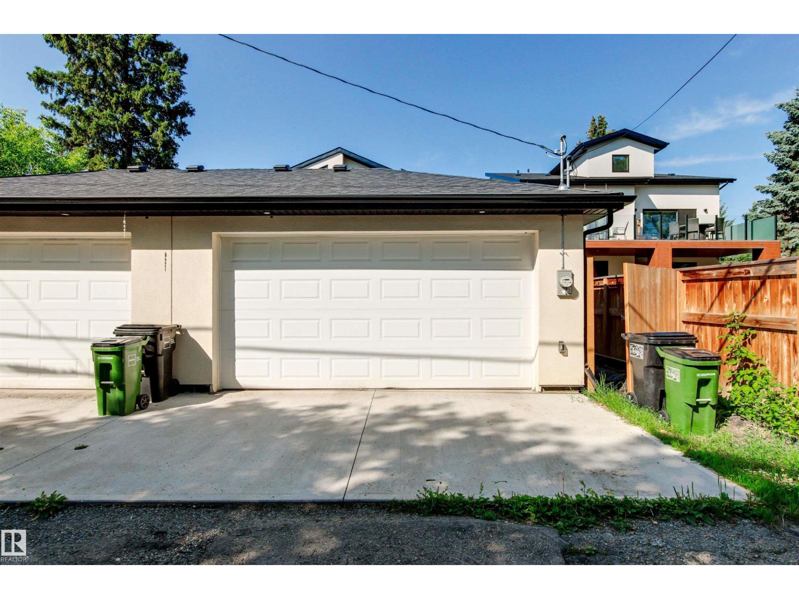 2 8343 SASKATCHEWAN DR NW, Edmonton