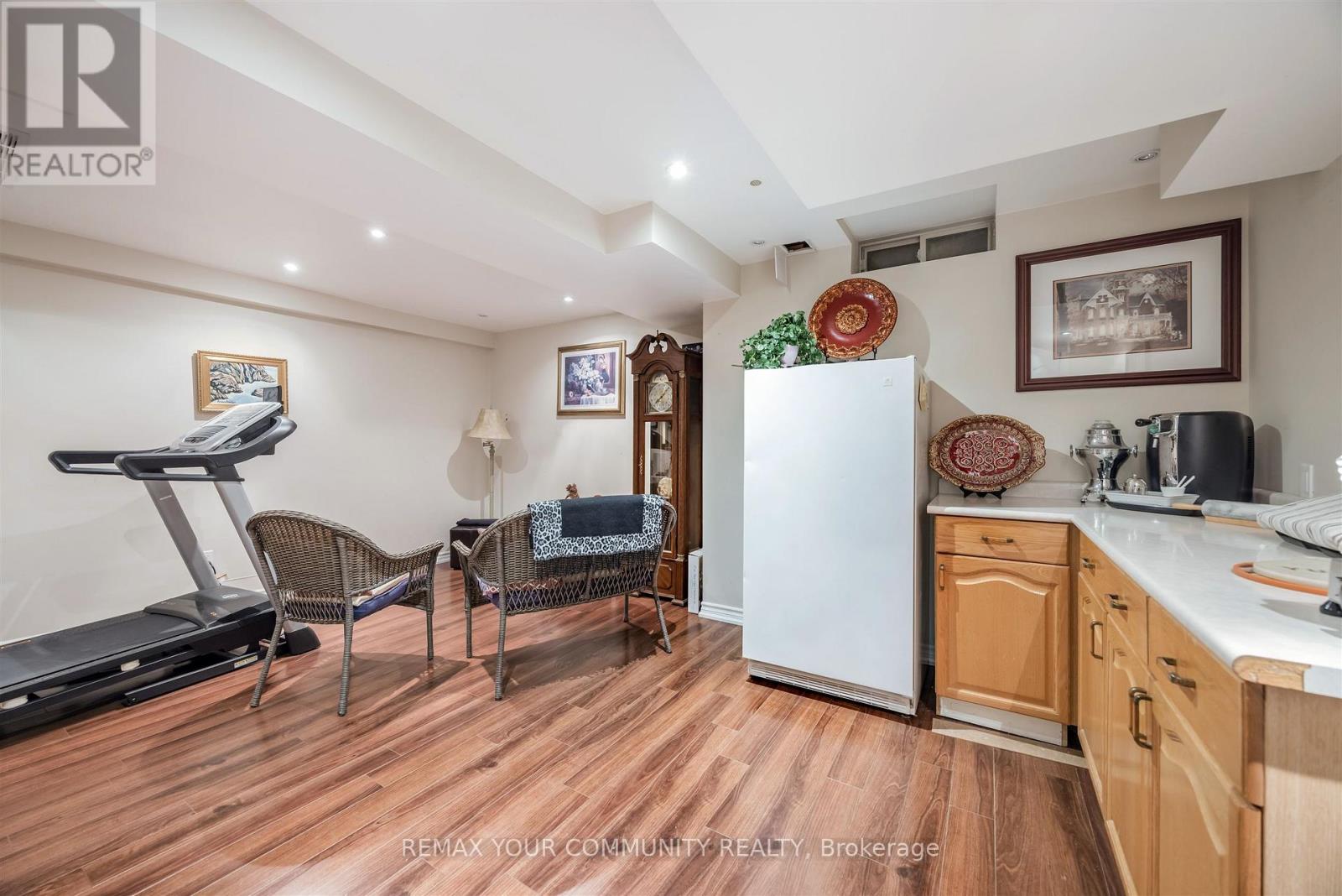 50 LODGEWAY DRIVE - 34