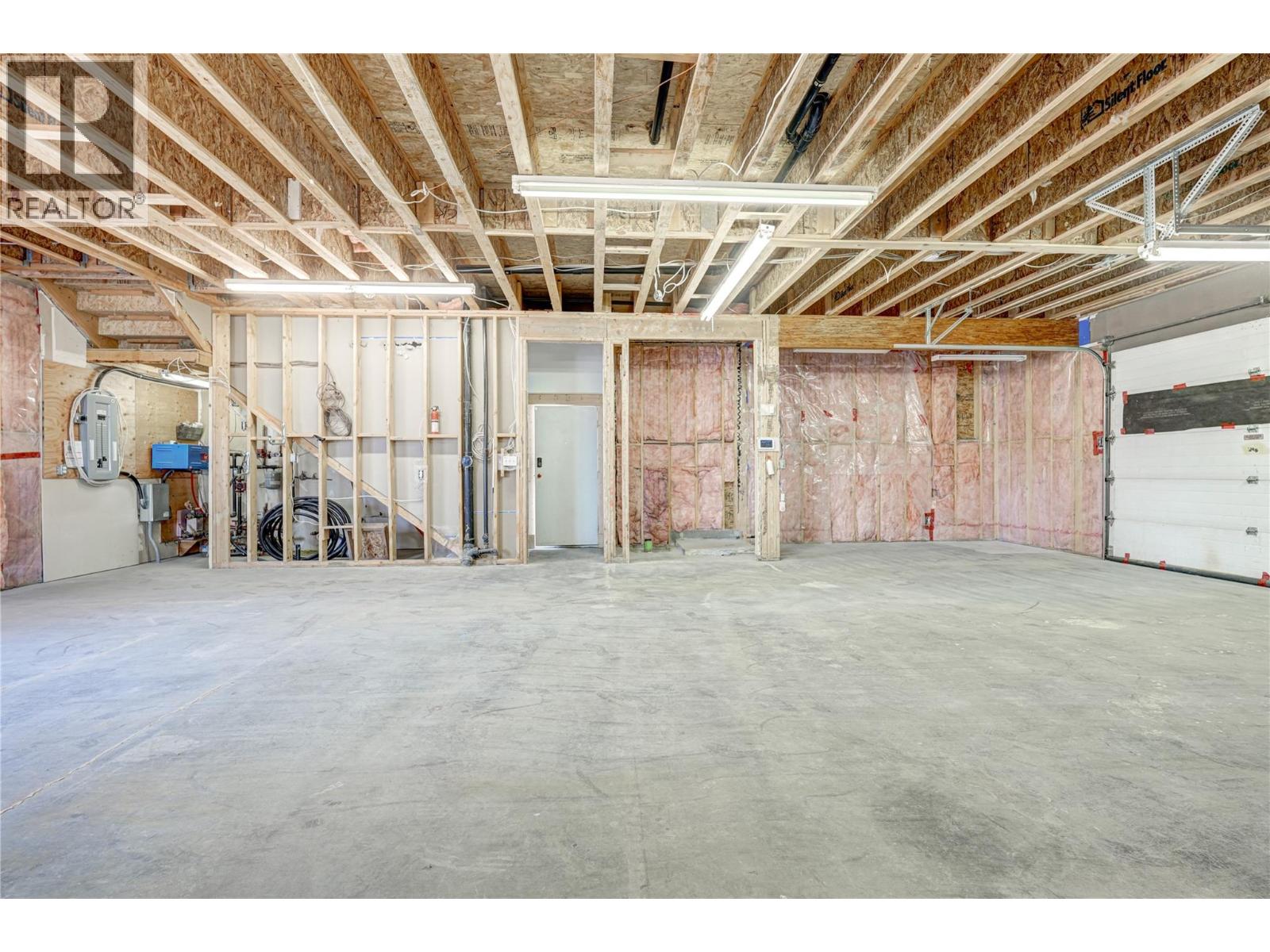 2063 Carmi Road - 43