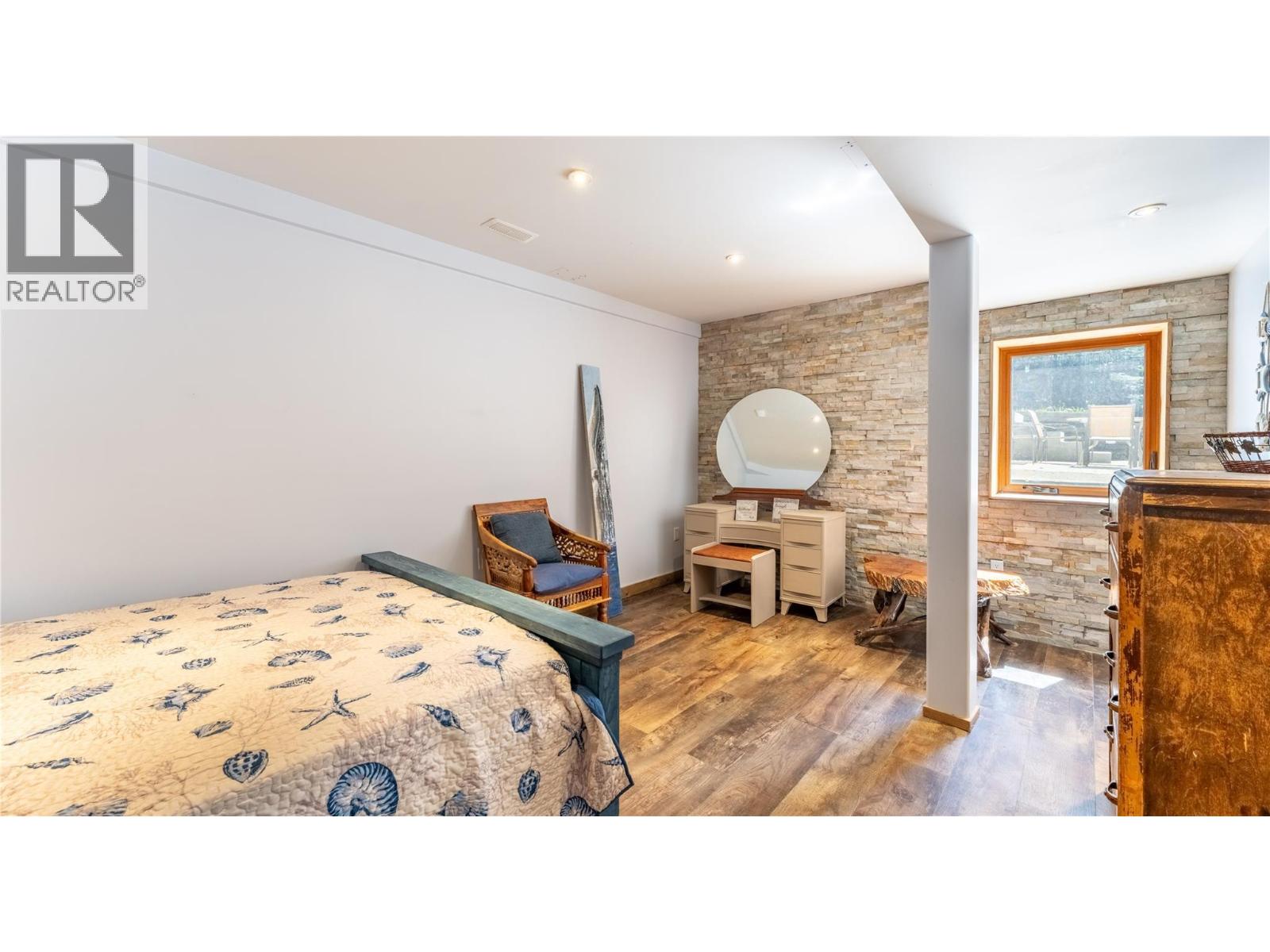 12437 BOSWELL ROAD - 31