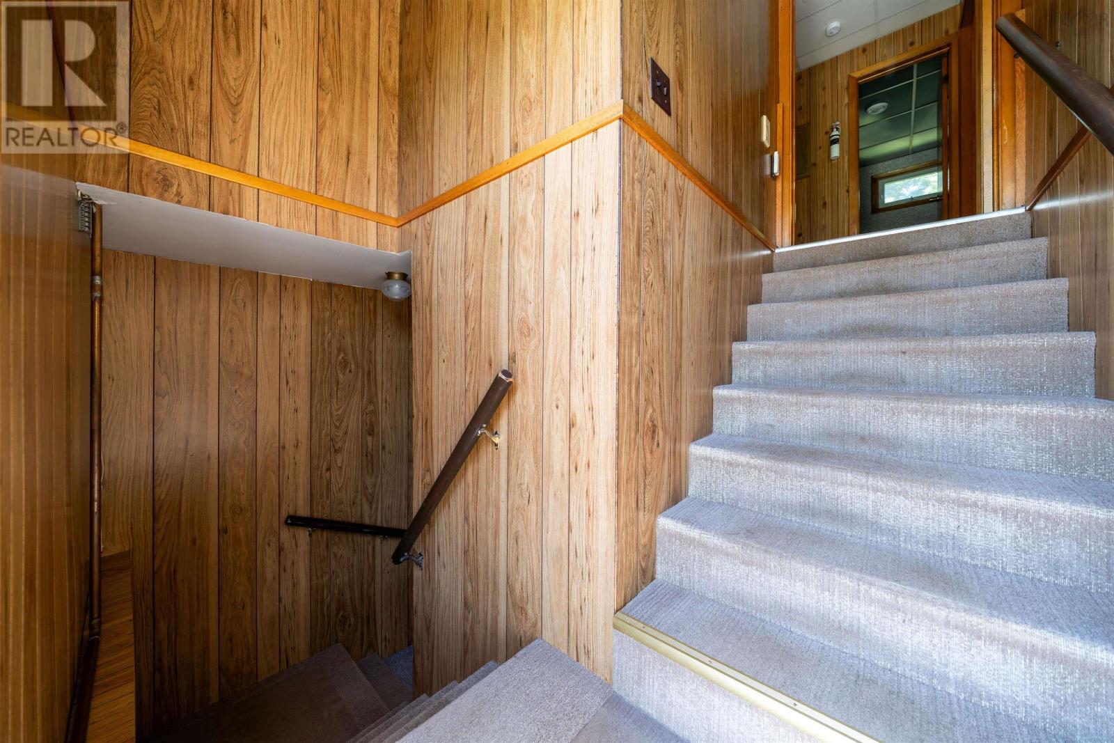 Property 17 of 49 of 571 Burntcoat Road