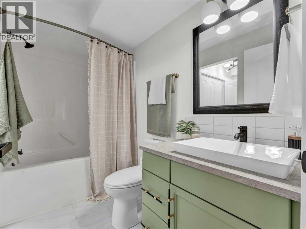 
          60 Northlands Lane Northeast
            <br/>
            <span>Medicine Hat</span>
            , 
            <span>AB</span>
             <span>T1C0A8</span>
         - Photo 11