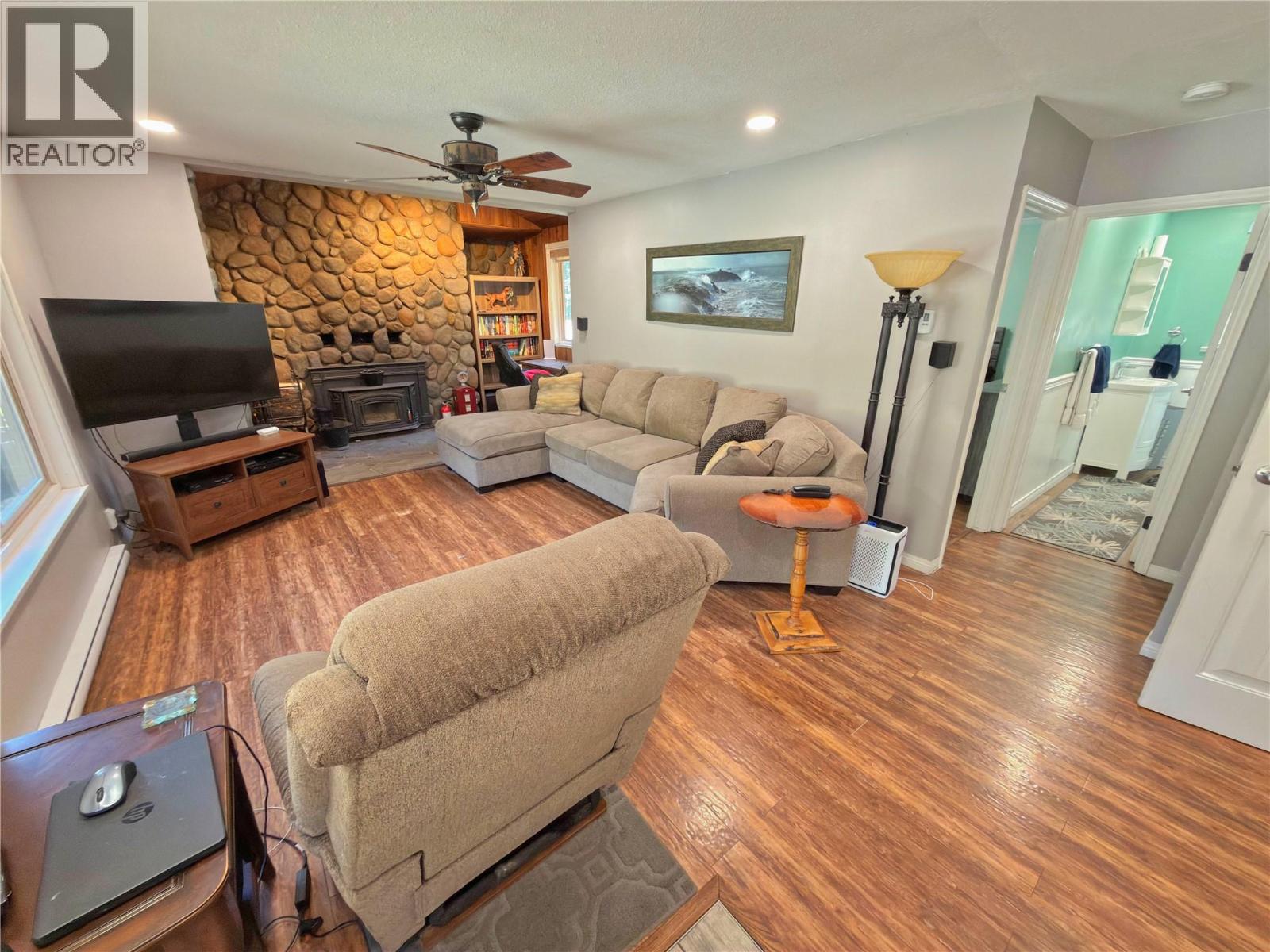 2255 OLD HEDLEY ROAD - 12