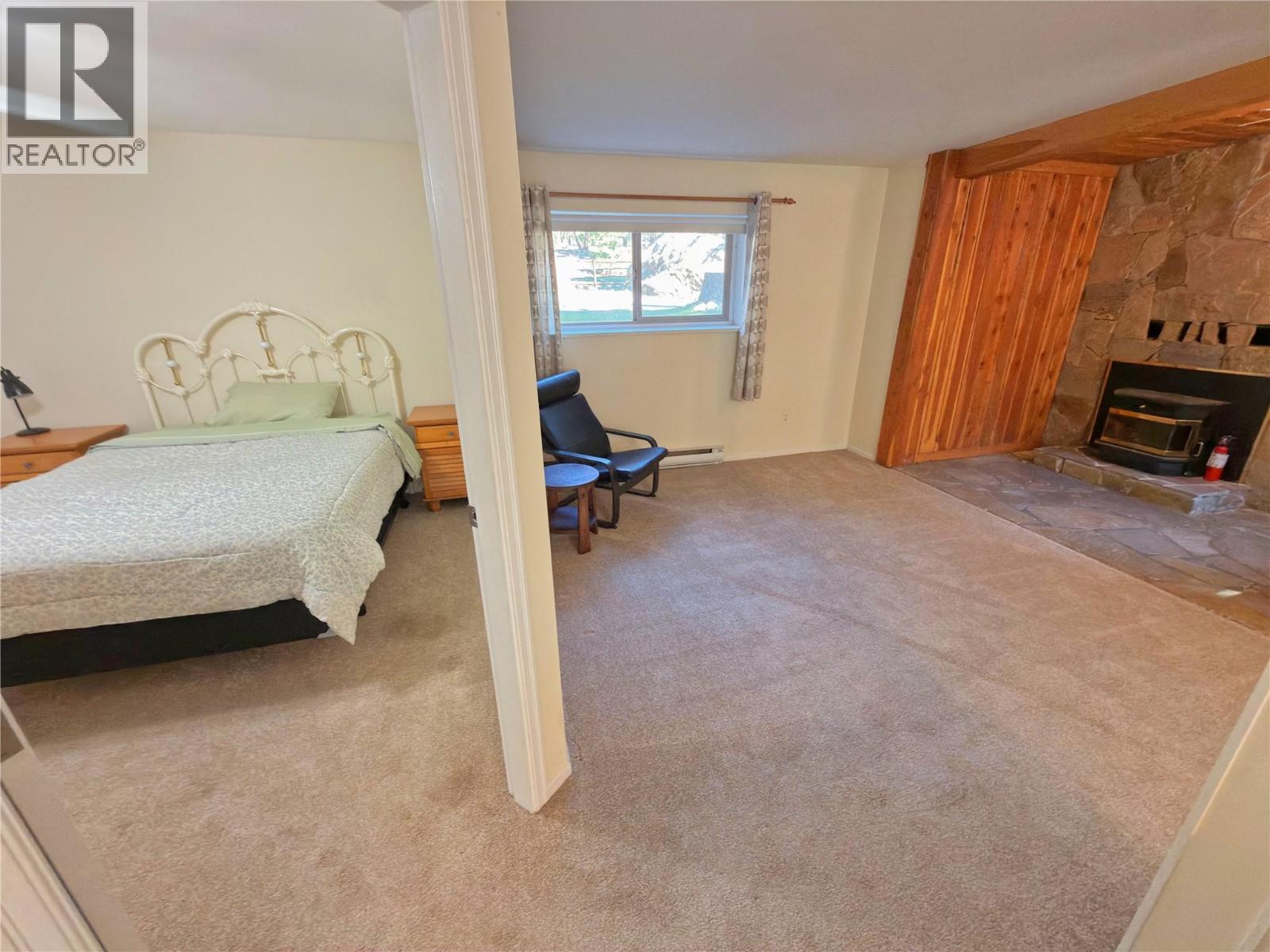 2255 OLD HEDLEY ROAD - 42