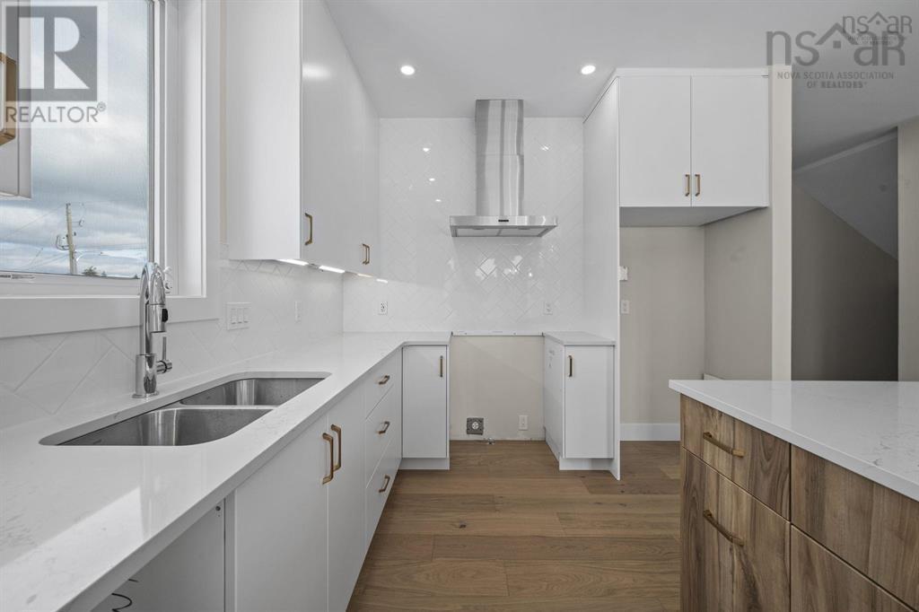 Property 14 of 42 of 10 Gardenia Way GW002