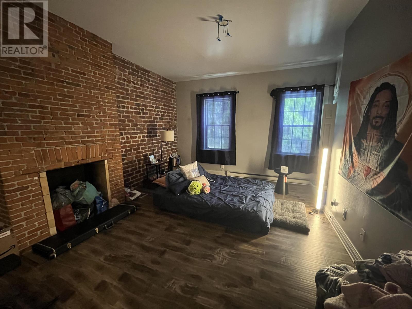 5639 MORRIS STREET - 12