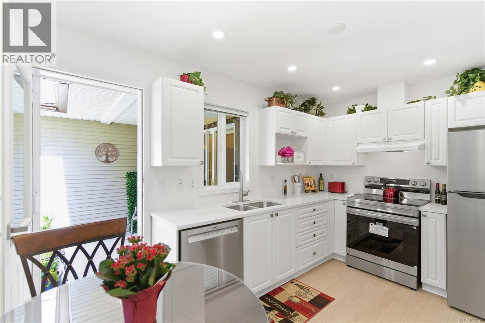 #203 440 SCHLEY PL - 18