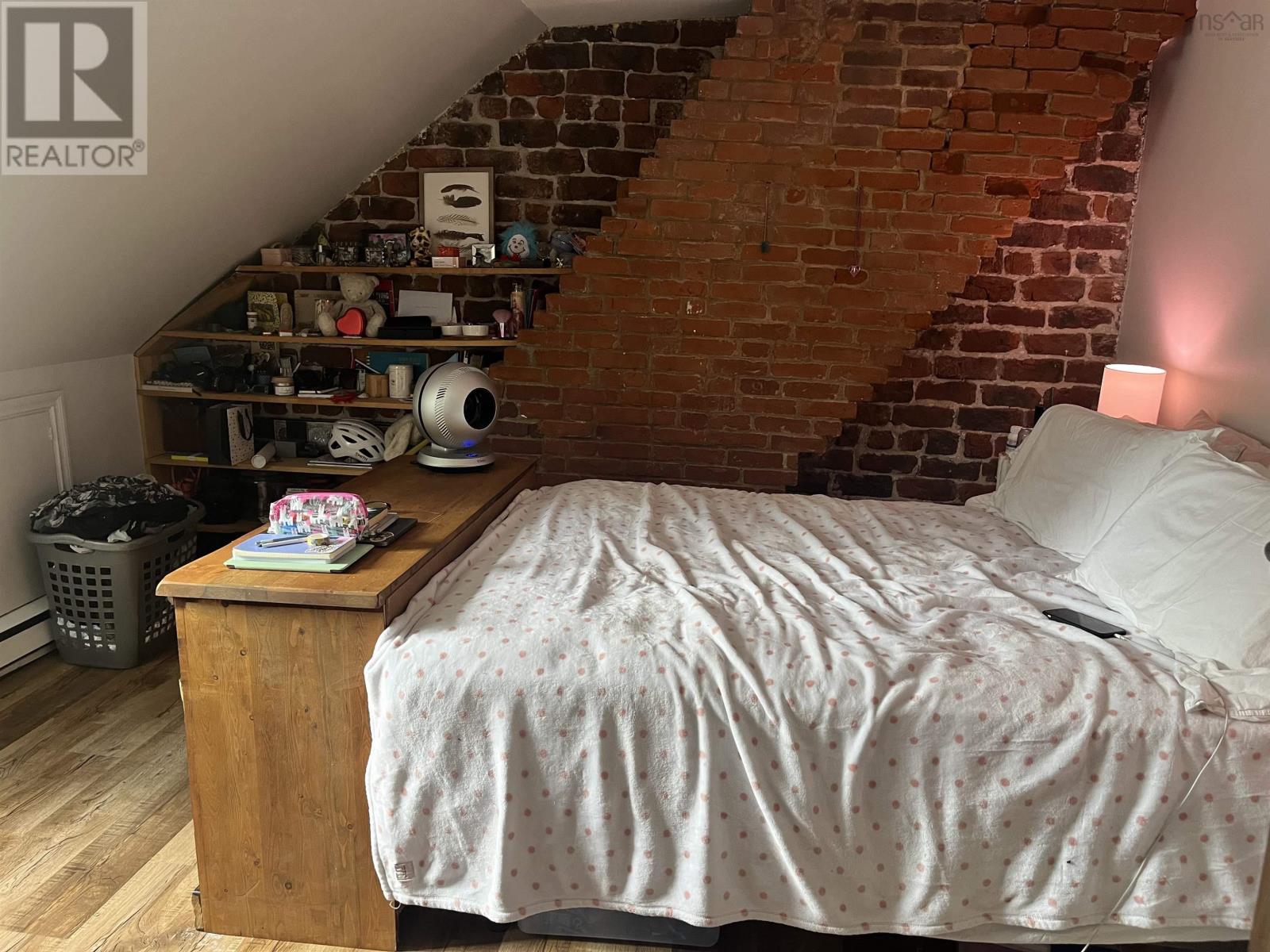 5639 MORRIS STREET - 7