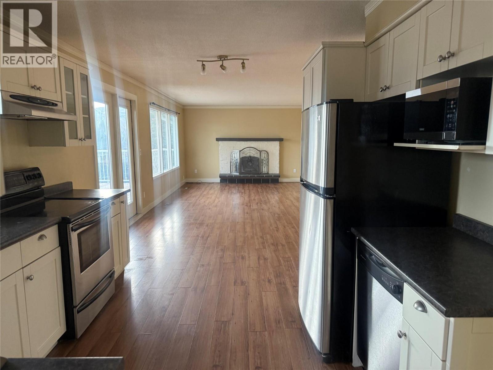 209 BESTWICK E COURT - 11