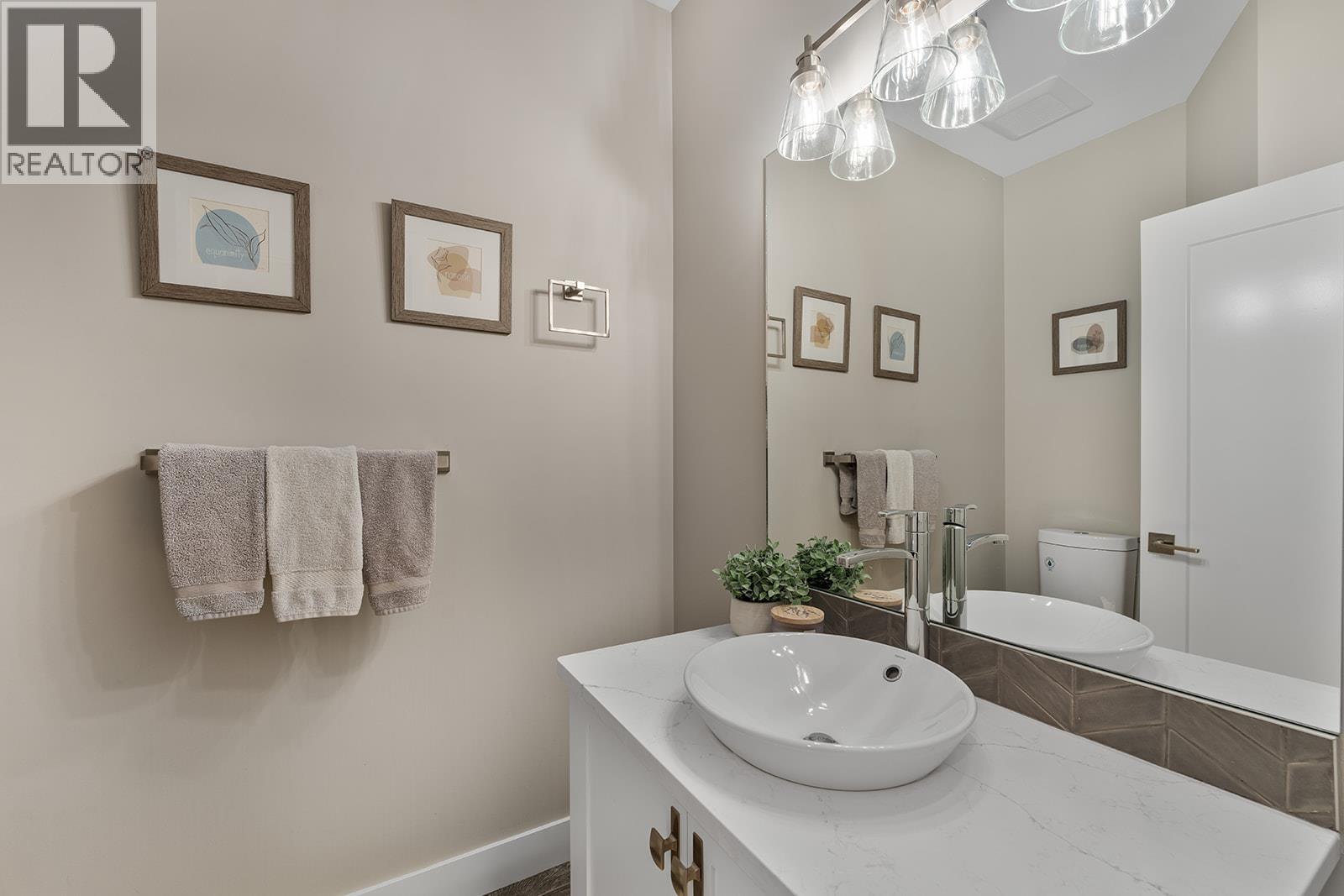 2122 Tramonto Court, Kelowna