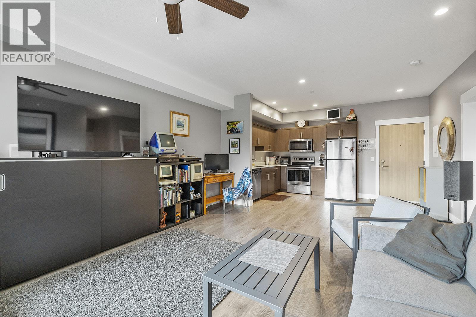 925 Leon Avenue Unit# 327, Kelowna