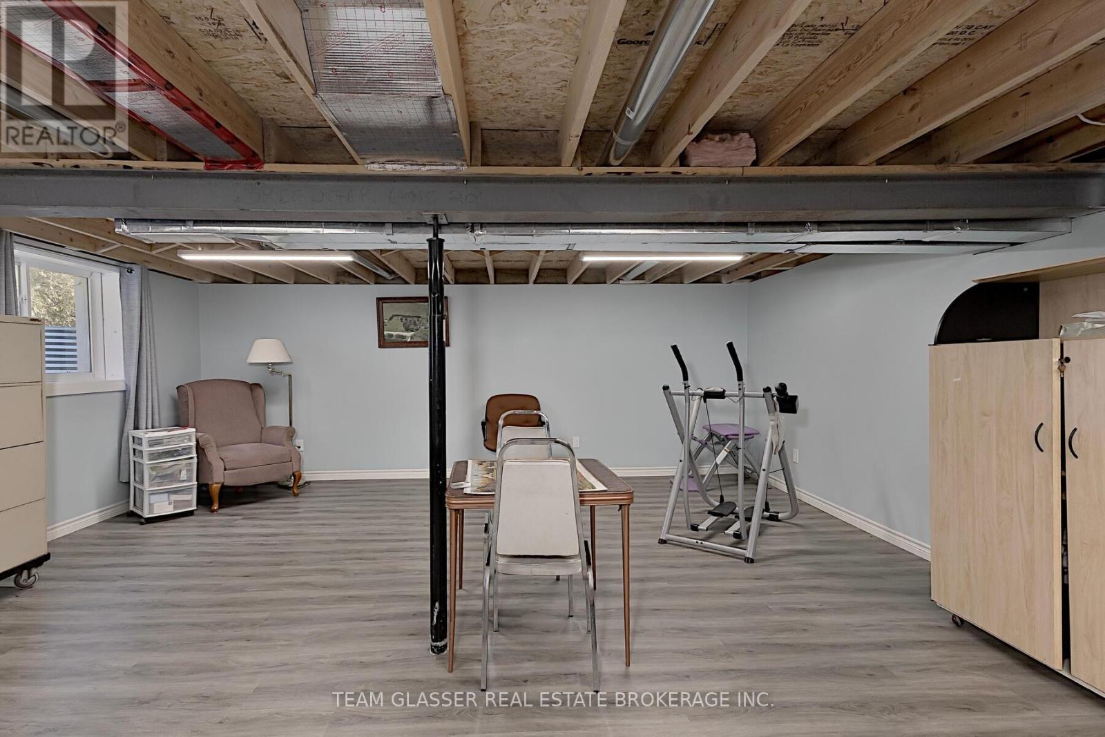 985 NORFOLK COUNTY 28 ROAD Property Photo