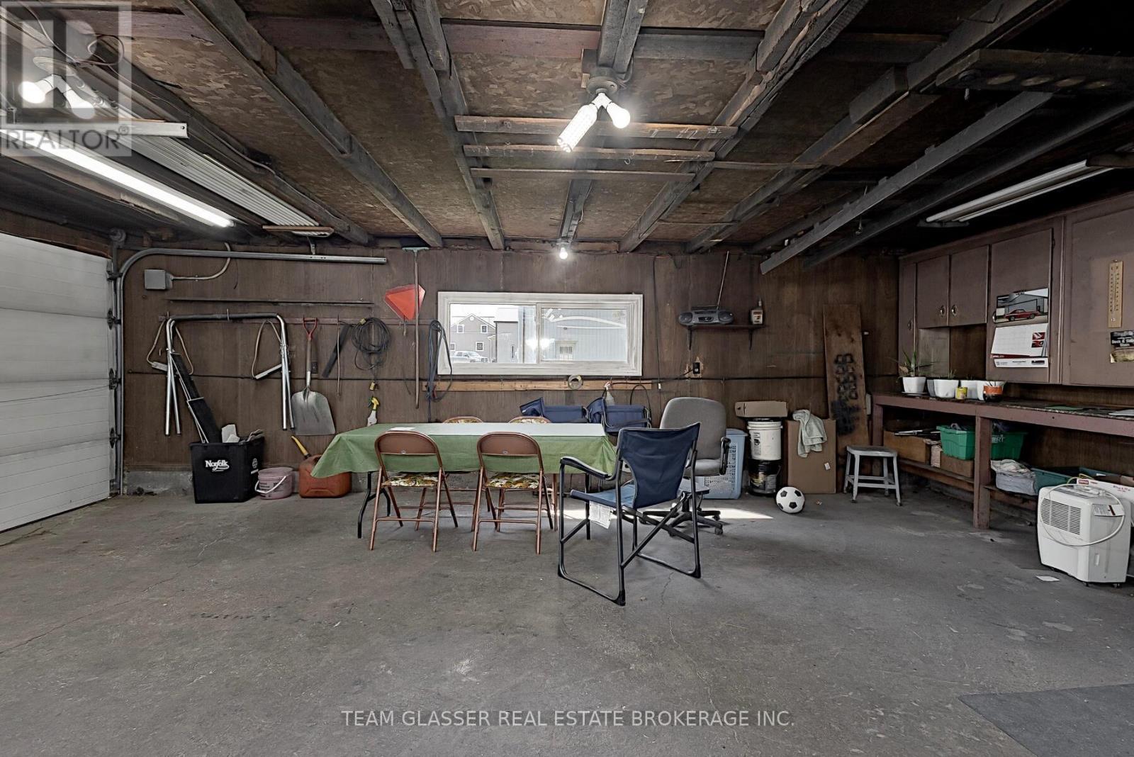 985 NORFOLK COUNTY 28 ROAD Property Photo