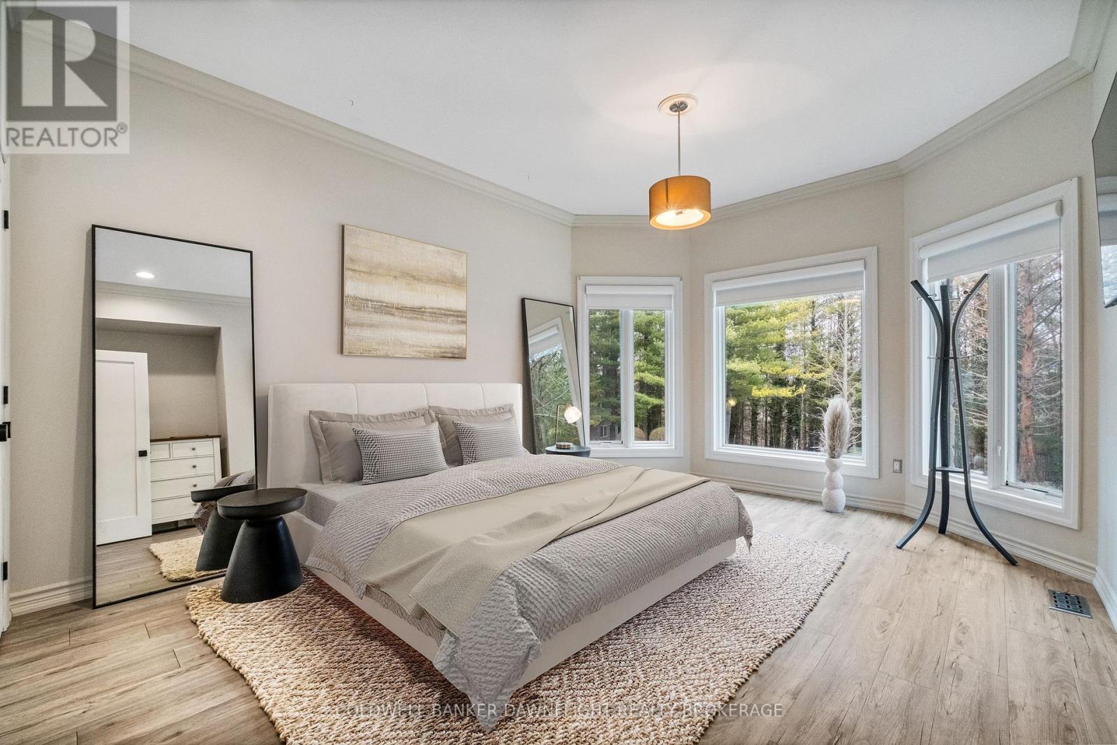 9923 PARKVIEW CRESCENT Property Photo