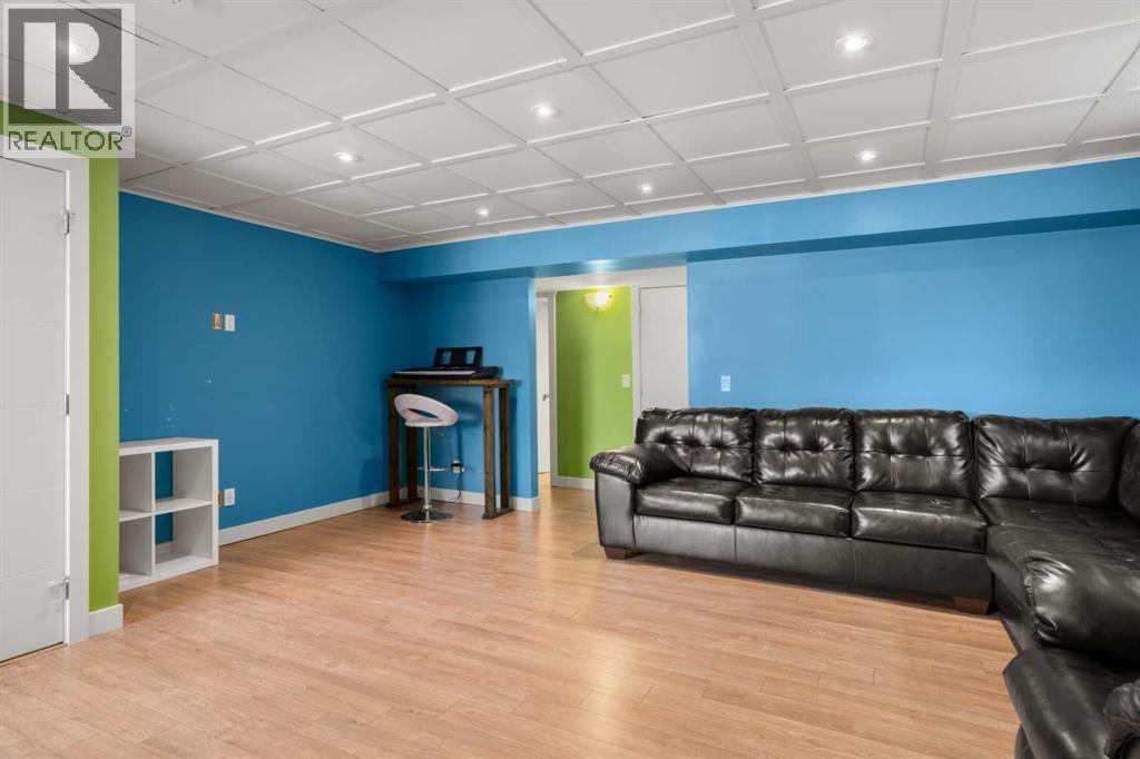 151 Heritage View, Cochrane