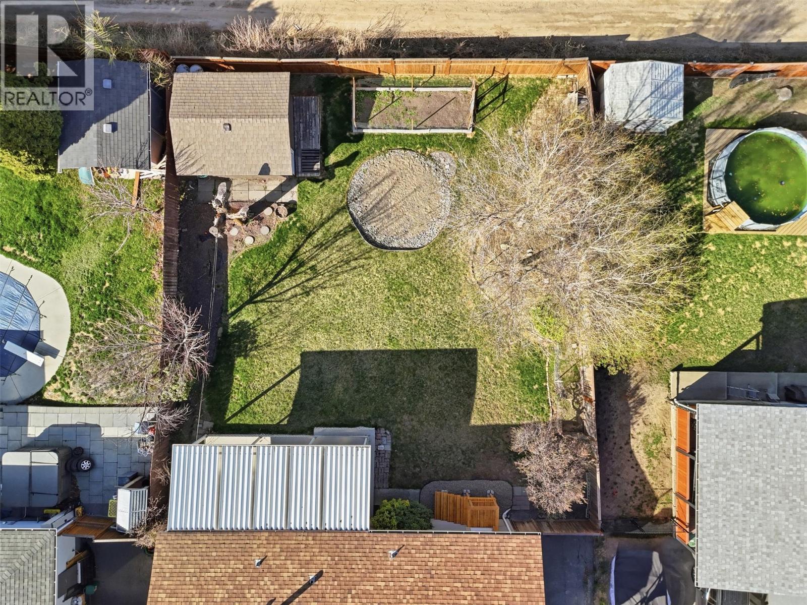 1024 PEMBROKE AVENUE - 47