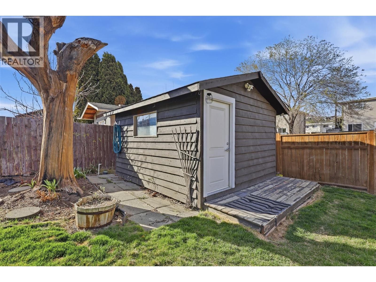 1024 PEMBROKE AVENUE - 42