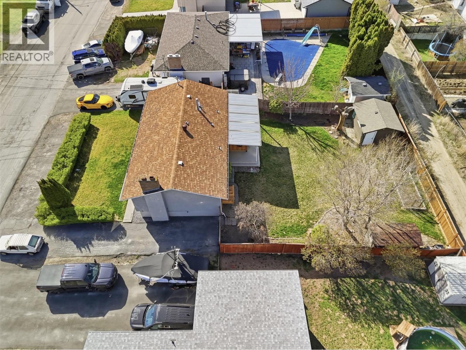 1024 PEMBROKE AVENUE - 44