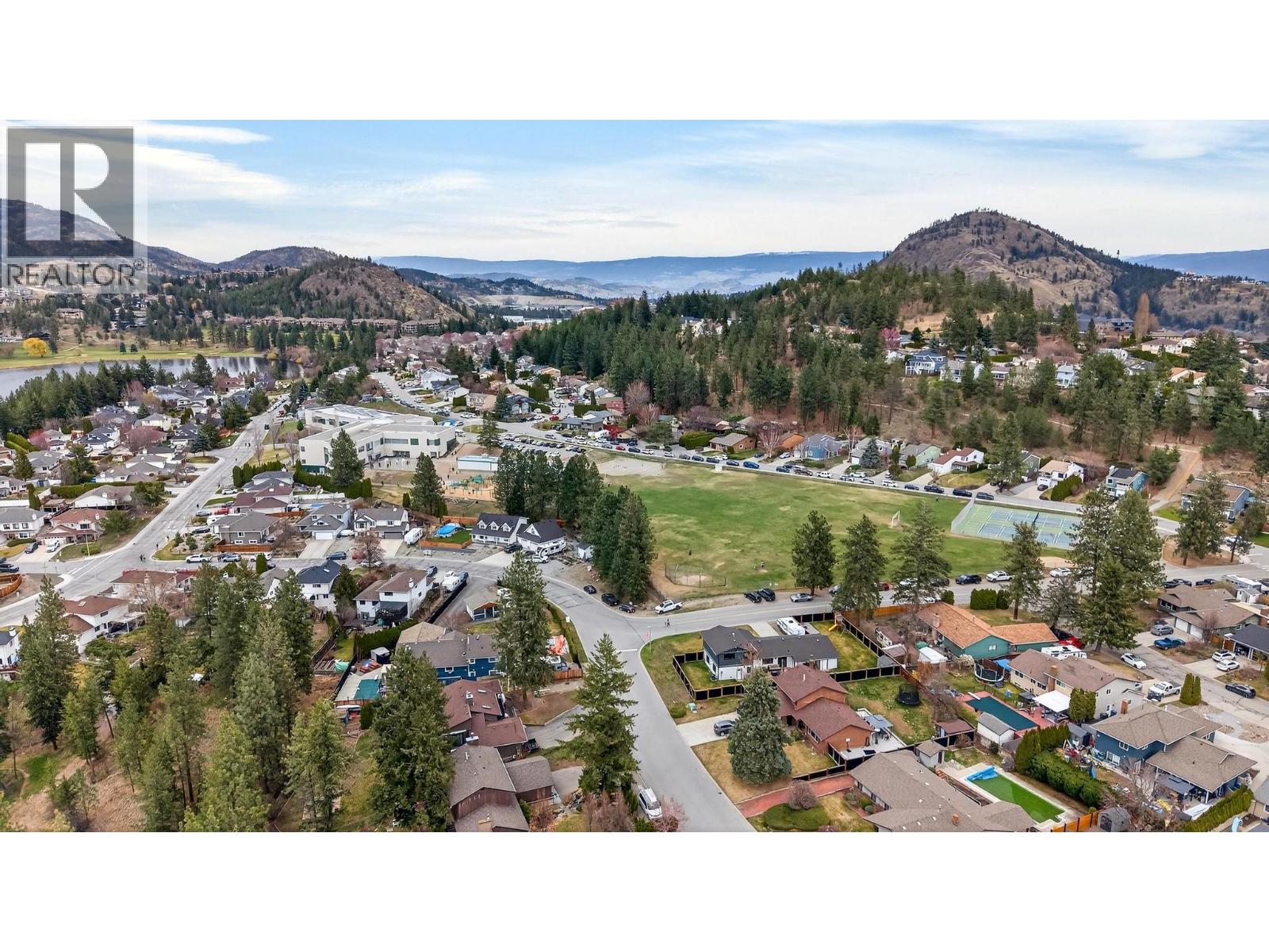 3150 Woodstock Drive, West Kelowna