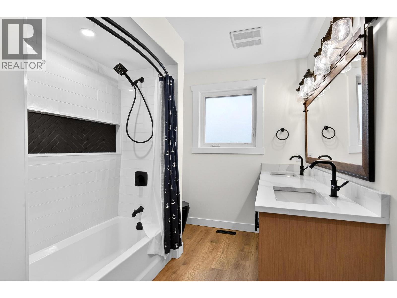 3150 Woodstock Drive, West Kelowna