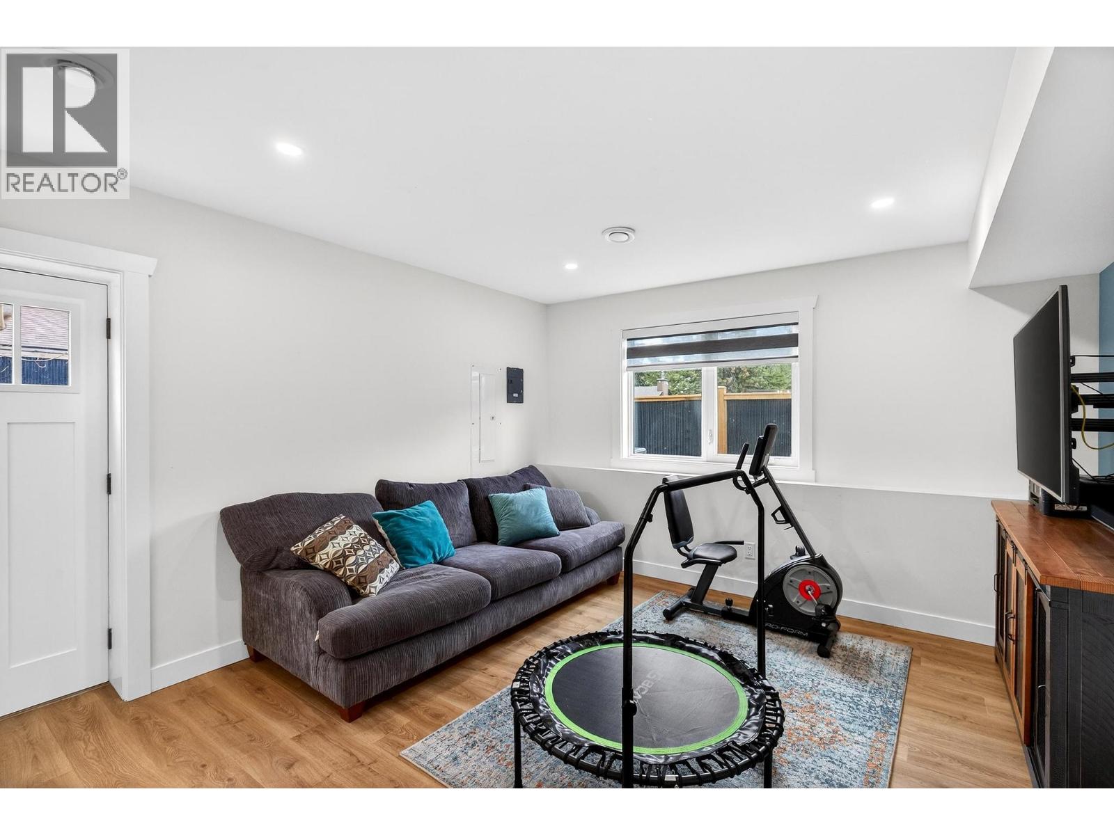 3150 Woodstock Drive, West Kelowna