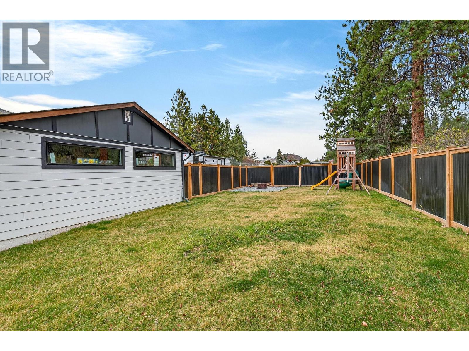3150 Woodstock Drive, West Kelowna