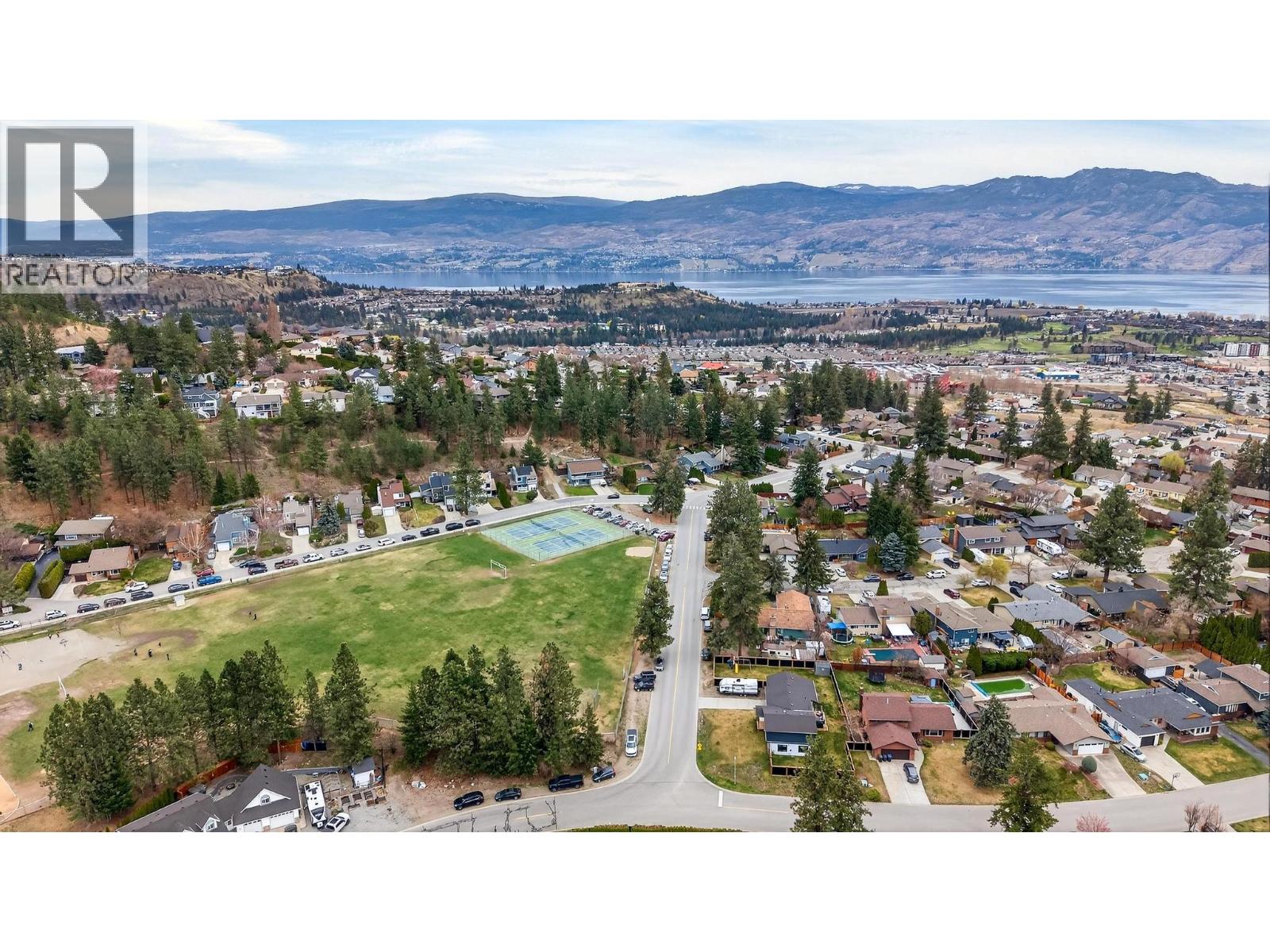 3150 Woodstock Drive, West Kelowna