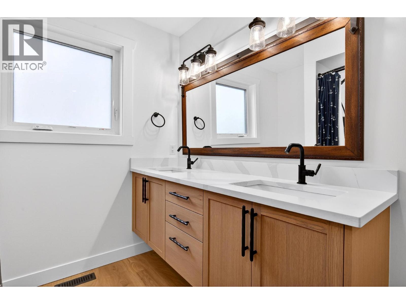 3150 Woodstock Drive, West Kelowna