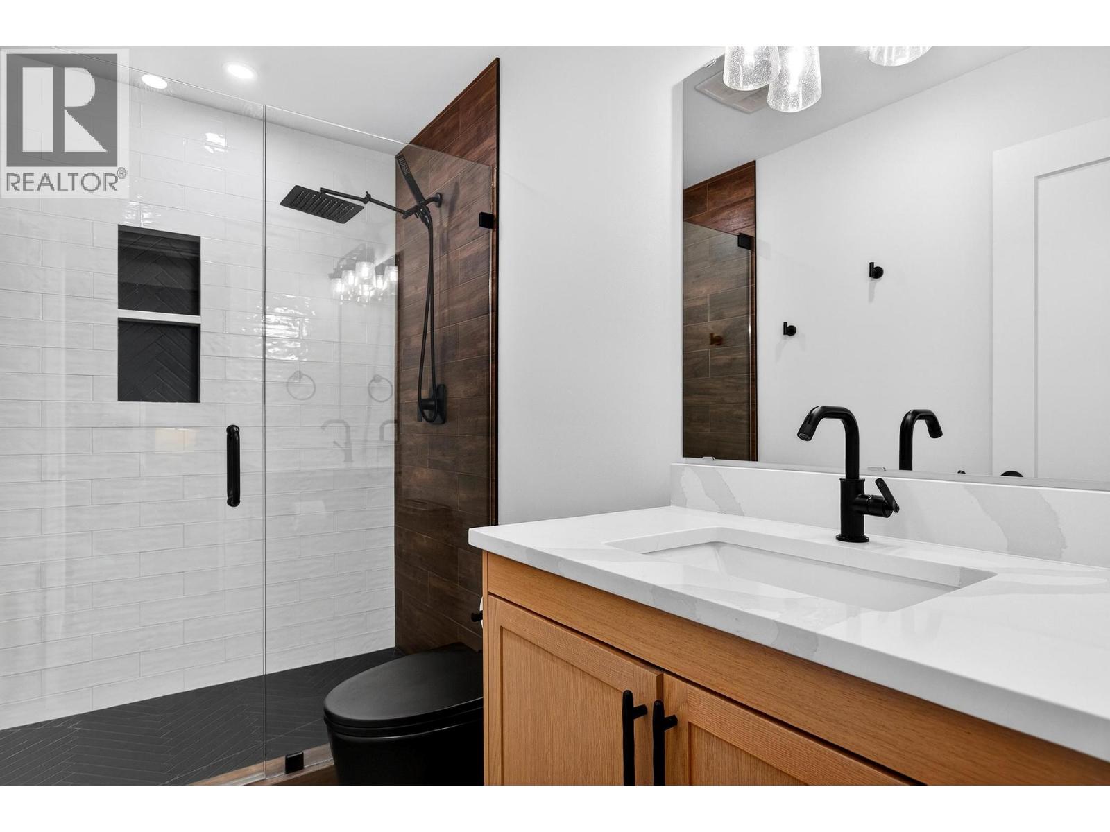 3150 Woodstock Drive, West Kelowna